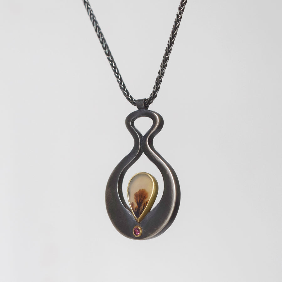 Small Venus Necklace with Dendritic Agate and Garnet