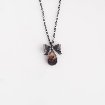 Bow and pear shaped dendritic agate necklace
