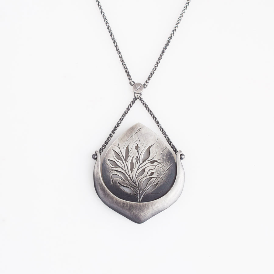 Grand Botany Necklace