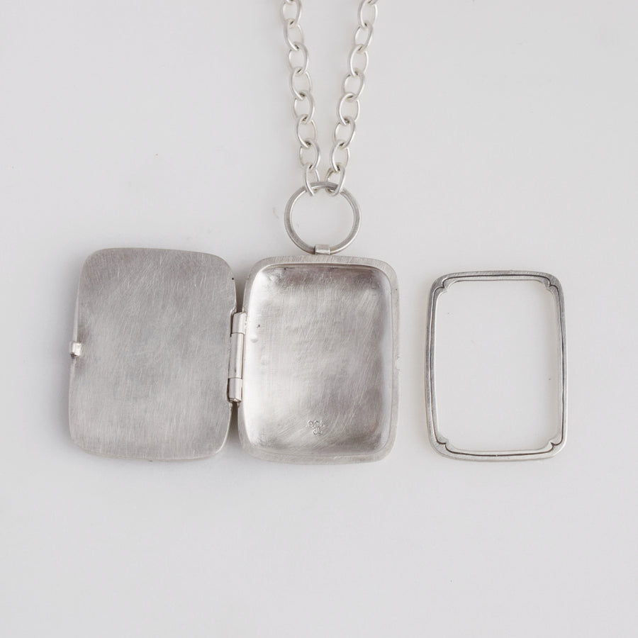 Floribunda locket