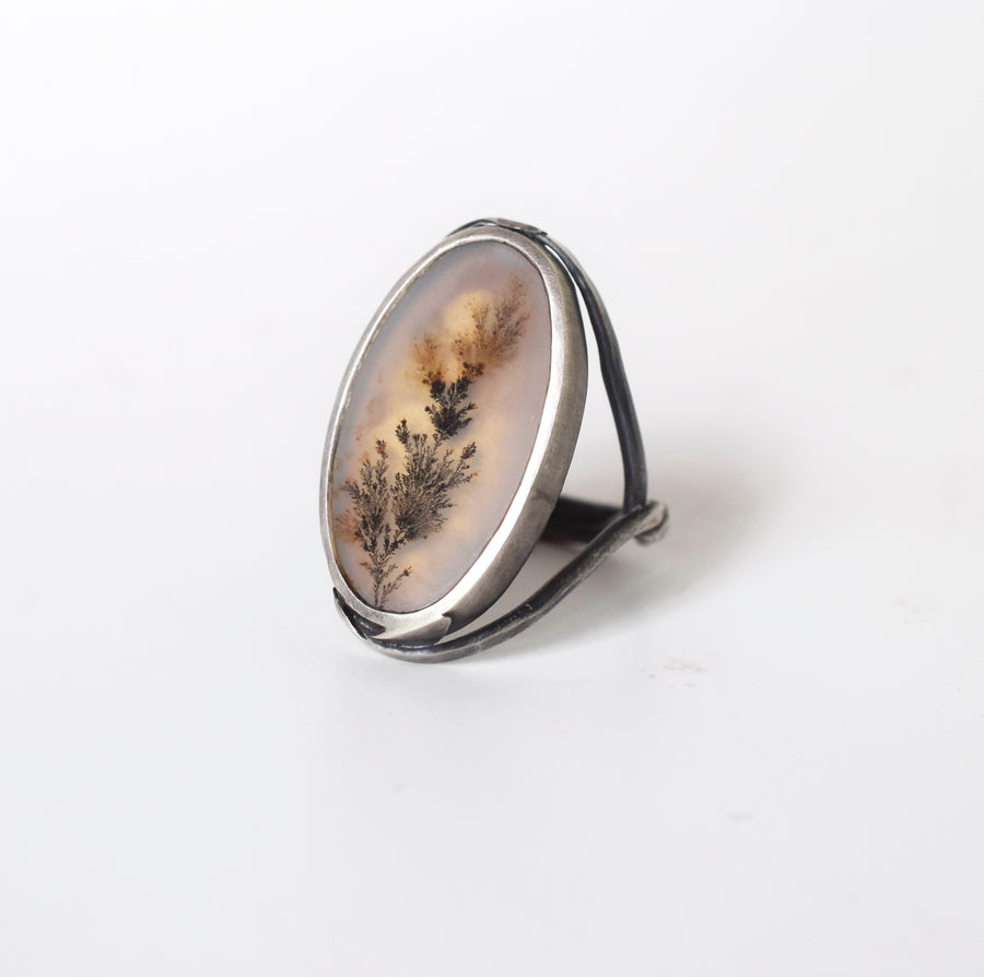 Fine Feather Dendritic Agate Ring