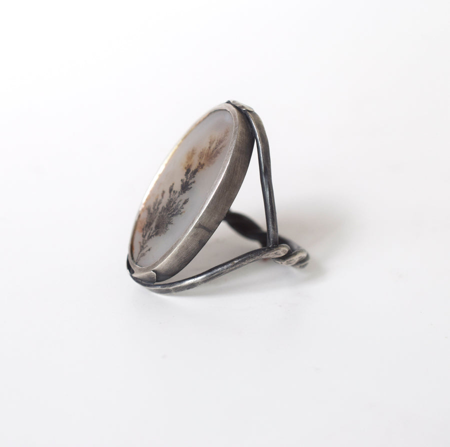 Fine Feather Dendritic Agate Ring