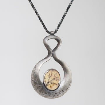 Engraved Venus Necklace with Dendritic Agate