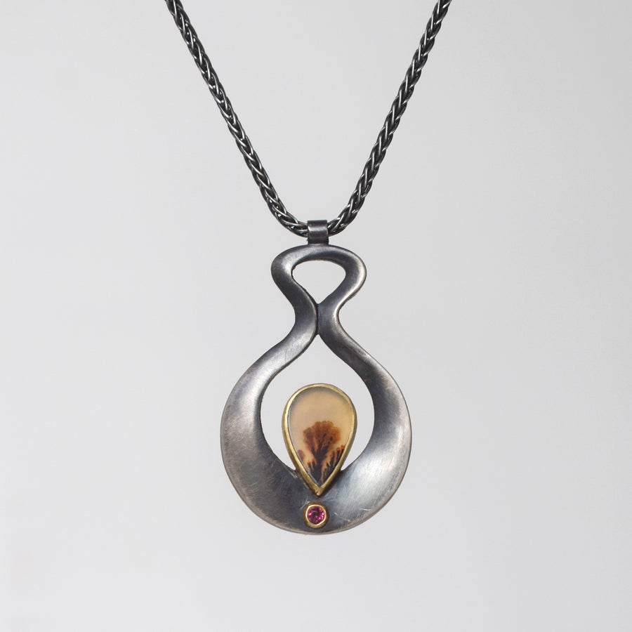 Small Venus Necklace with Dendritic Agate and Garnet