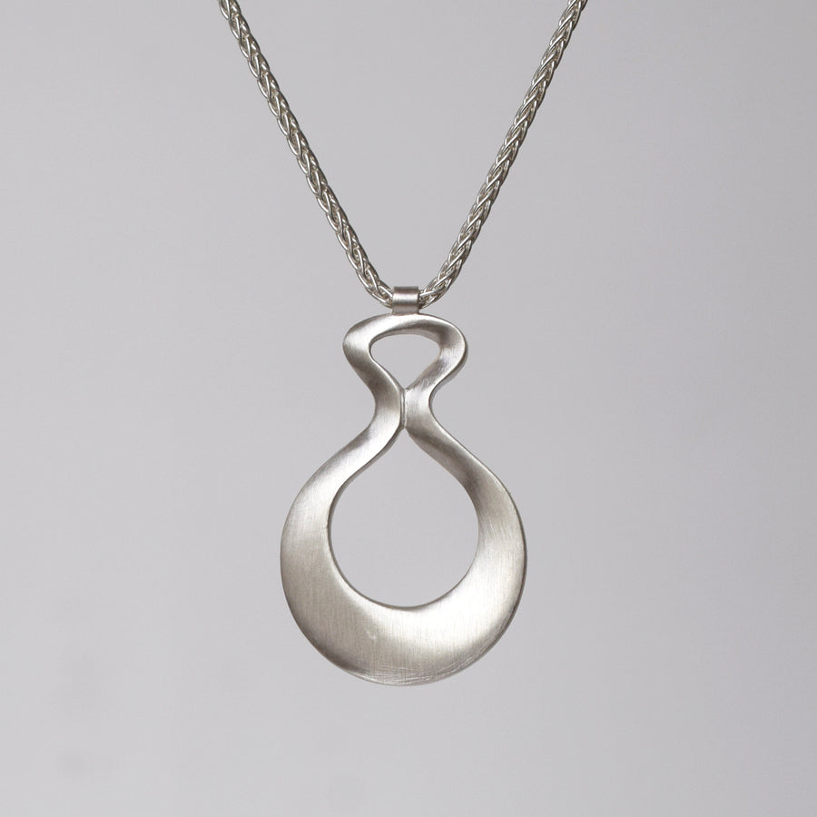 Small Venus Necklace